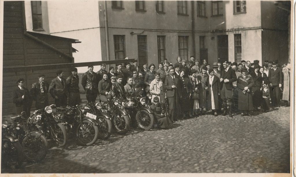 Auto-moto hooaja avamine