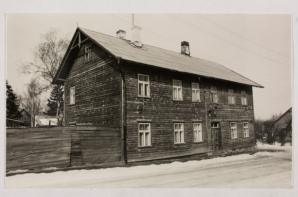 Tartu, Piir 6, built around 1895.