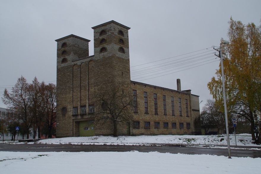 Rakvere Pauluse kirik, vaade edelast. Arhitekt Alar Kotli rephoto
