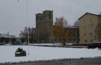 Pauluse kiriku juures. rephoto