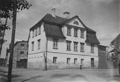 Hugo Treffneri gümnaasium Tartus  duplicate photo