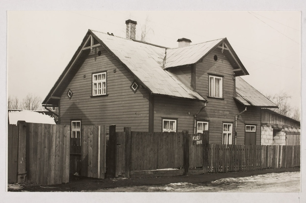 Tartu, Piir 16, built around 1916.