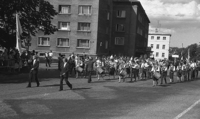 Suur laulupüha Tartus. 1989. Rongkäik.  similar photo