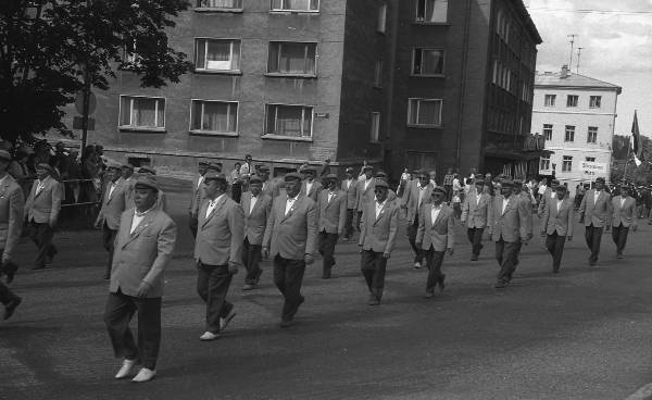 Suur laulupüha Tartus. 1989. Rongkäik.