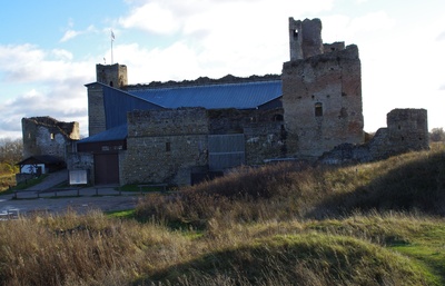 Estonia : Rakvere castle roofs rephoto