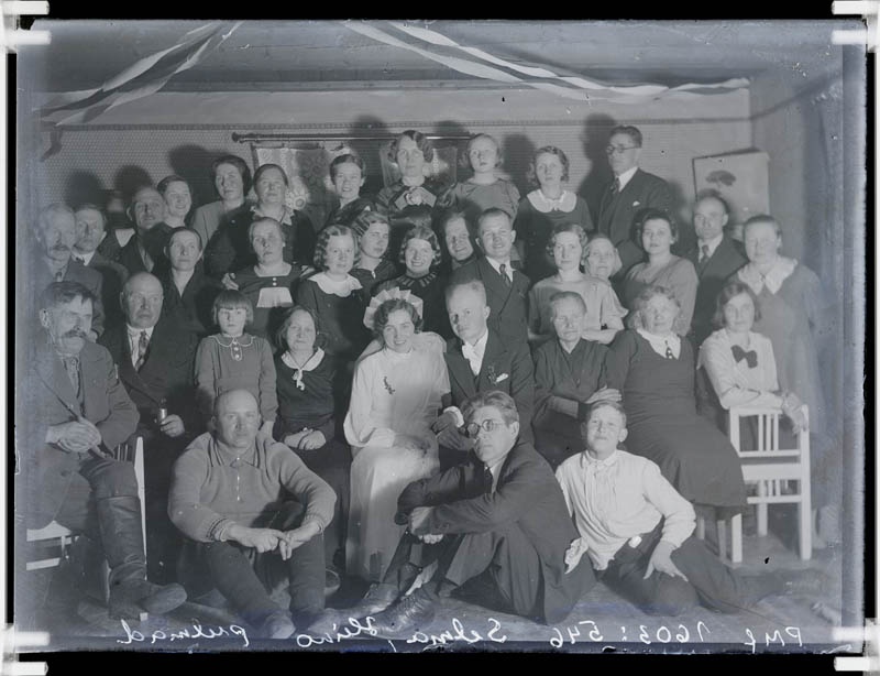 klaasnegatiiv, Heino ja Selma Rajamaade pulmad Rõal Vainu talus 1934.a.