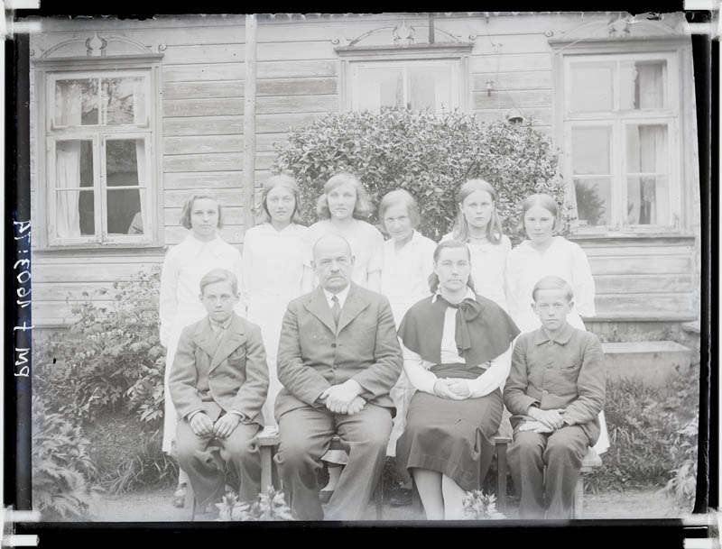klaasnegatiiv, Lõõla algkooli lõpetajad 1934.a.