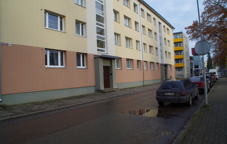 Rakvere Women's Gymnasium building rephoto