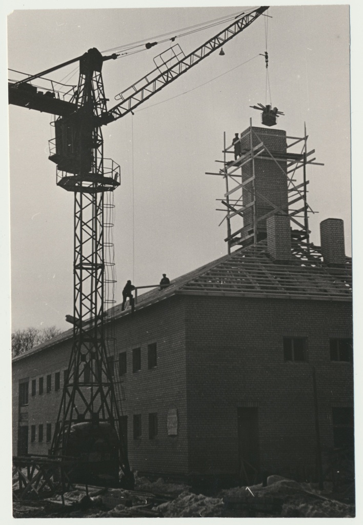 foto, Viljandi, saun'a ehitus Kaalu tn 9, 1960, foto A. Kiisla