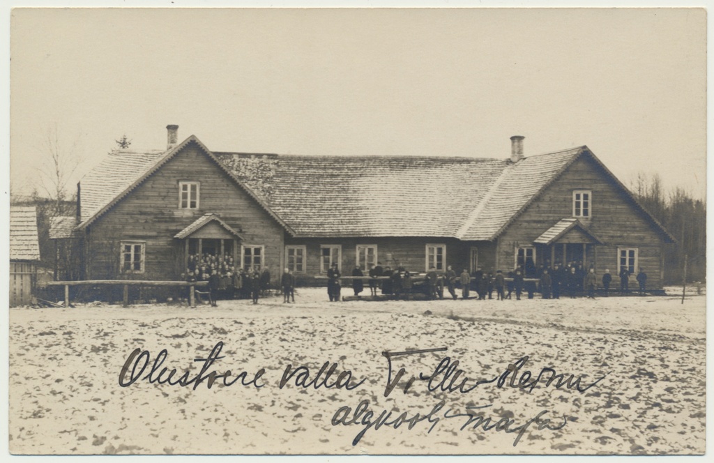 foto Suure-Jaani khk Tillu-Reinu (Tääksi) algkool, hoone, õpilased u 1920