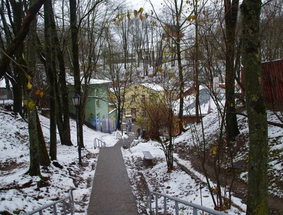 Vallikraavi Street and Tartu Star Tower from Senff Mountain rephoto