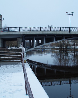 On the shore of Tartu Emajõe rephoto