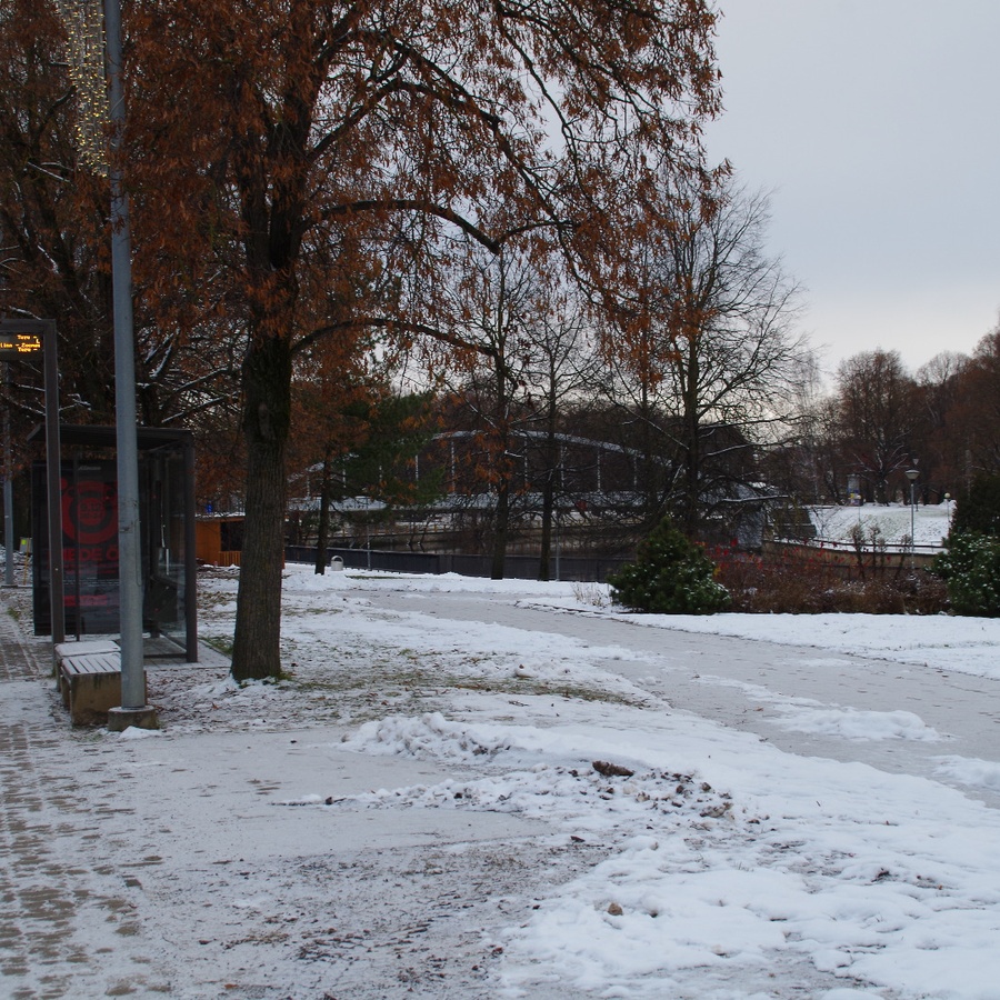 Tartu, traders on the market. rephoto