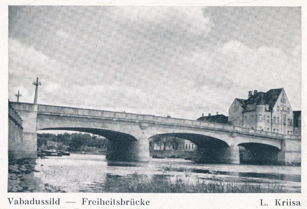 Tartu linnavaade. Vabadussild. 1941.a.