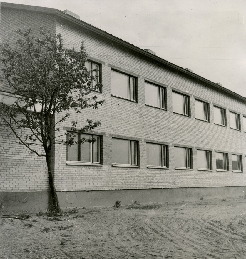 Kambja põhikool, fassaadivaade