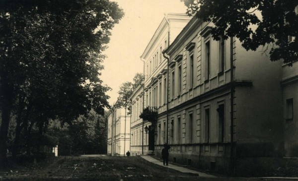 Toomemägi: kliinik.  Tartu, 1930-1940.