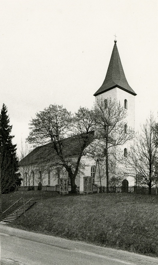 Rõuge Maarja kirik, vaade loodest