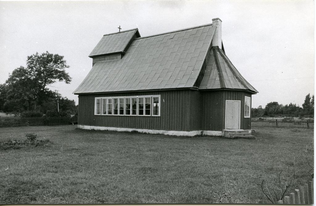 Tiirimetsa palvemaja, vaade edelast