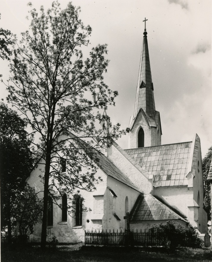 Juuru Mihkli (end Jüri) kirik, vaade kirdest