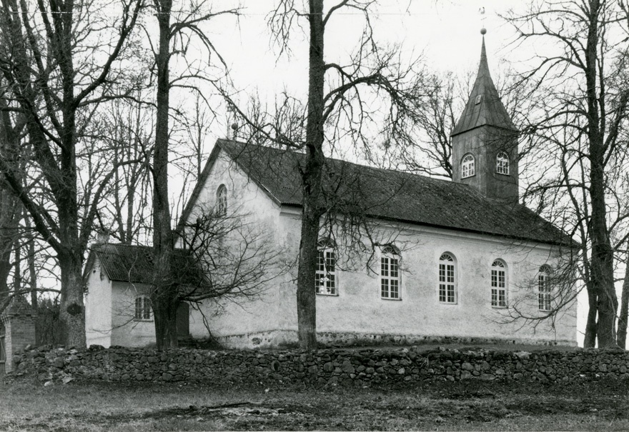 Vara kirik, vaade kagust