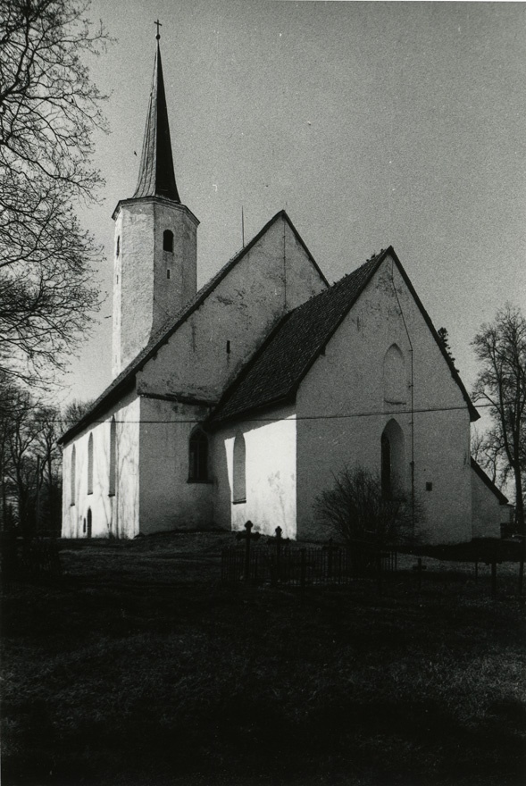 Haljala kirik, vaade kagust