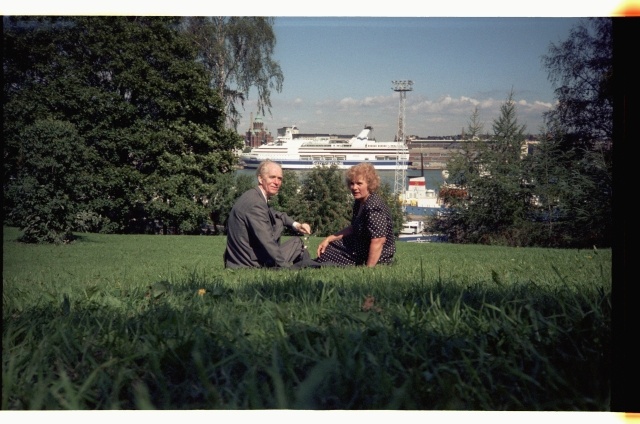 Hans Teetlaus ja Raisa Tammekivi Helsingis Observatoriebergetil