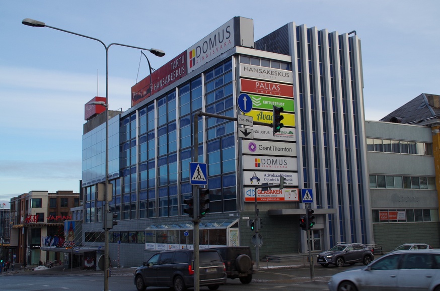 Ärihoone ja hotell "Pallas" Tartus, fassaadivaade. Ü/e AB Künnapu & Padrik rephoto