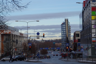 View of Riga mnt (section between Kalevi t and the winning bridge).  Tartu, 1998. Photo Aldo Luud. rephoto