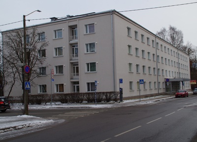 Tartu linnavaade. TRÜ ühiselamuPälsoni 14 (Pepleri 14). 10.01.1960.a. rephoto
