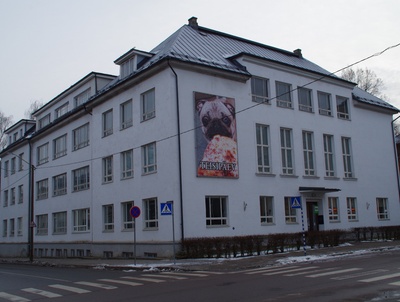 Tartu linnavaade. Tartu Kunstimaja (Tartu kunstnike maja; Vanemuise 26). 1960 rephoto