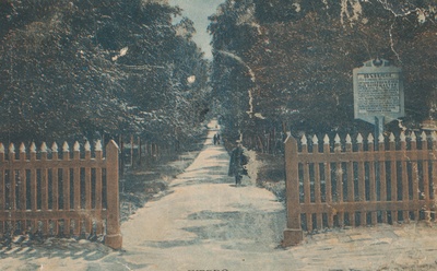 Foto Werro Pargiallee vanem osa Kreutzwaldi tänavalt Jüri tänava suunas  1910.a.  duplicate photo