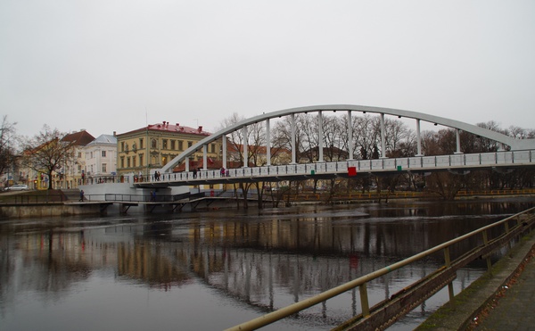Kivisild, taga Raekoja platsi hooned.  Tartu, 1920-1930. rephoto