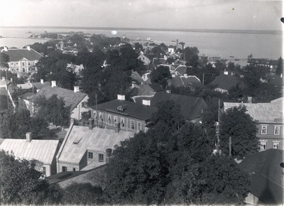 Foto. Haapsalu vaade linnusest Bürgermeistri holmi suunas. u 1930.  duplicate photo