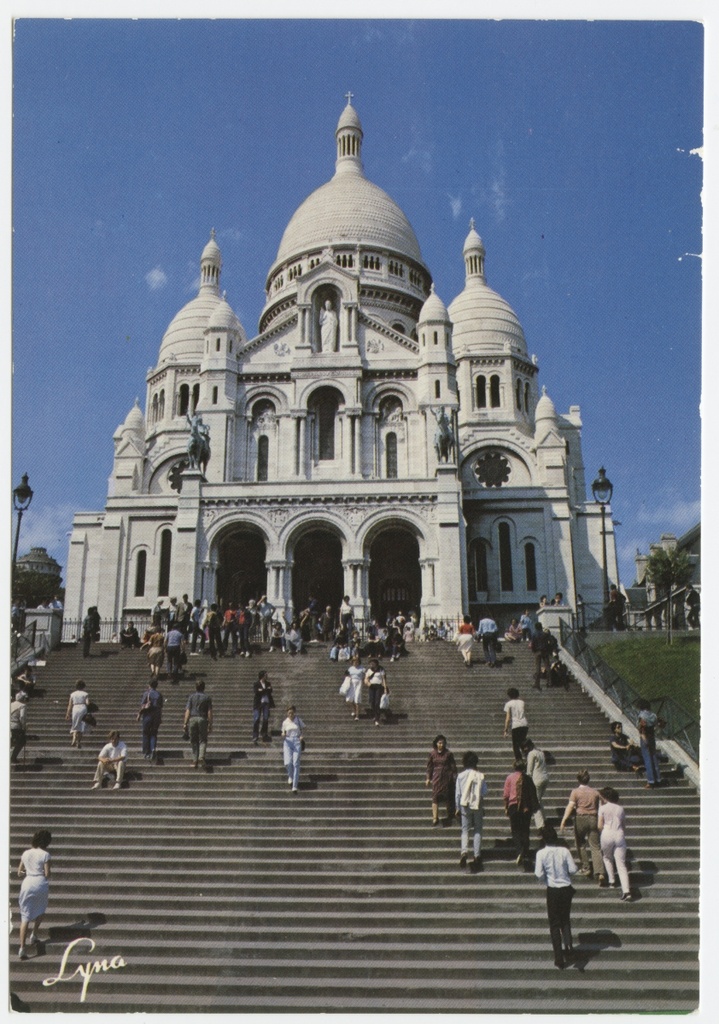 Prantsusmaa. Pariis, vaade Sacré-Cœuri basiilikale Montmartrel
(Jeesuse Püha Südame basiilika)