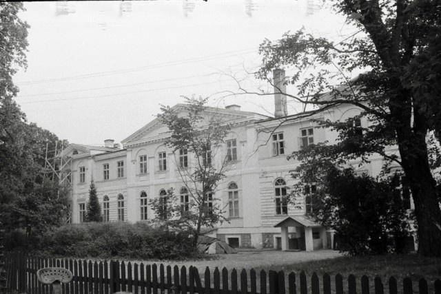 Behind the main building of Kuremaa Manor. 1965