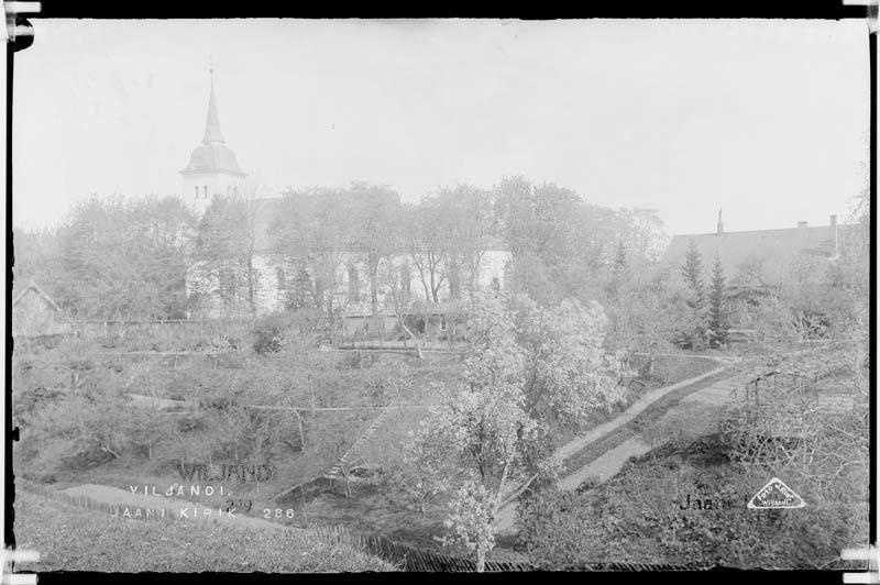 fotonegatiiv, Viljandi, Jaani kirik (vaade I Kirsimäelt) u 1920 foto J. Riet