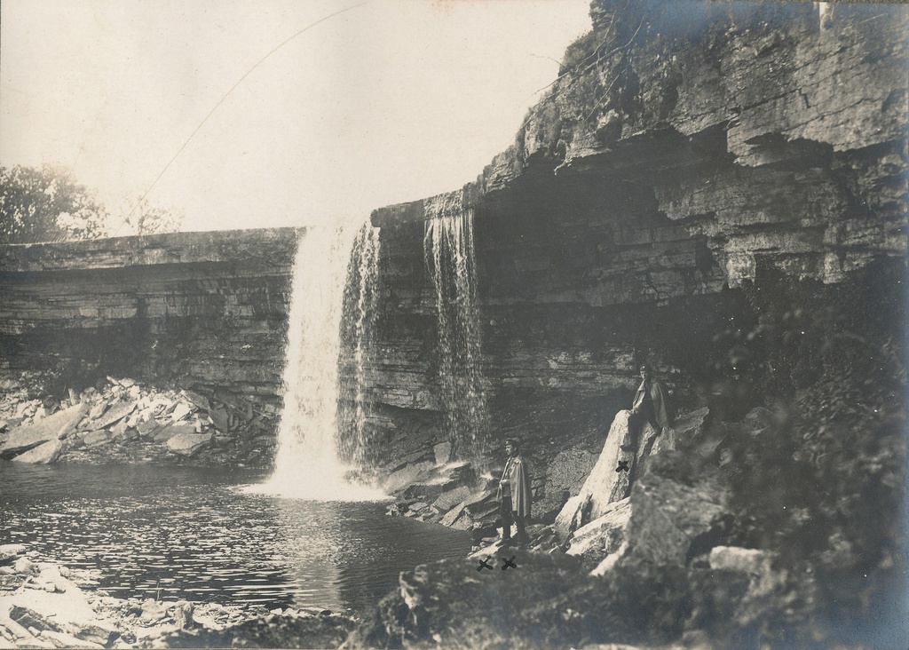 foto, leitnant R. Krupp ja alamkapten A. Assor Jägala kosel.