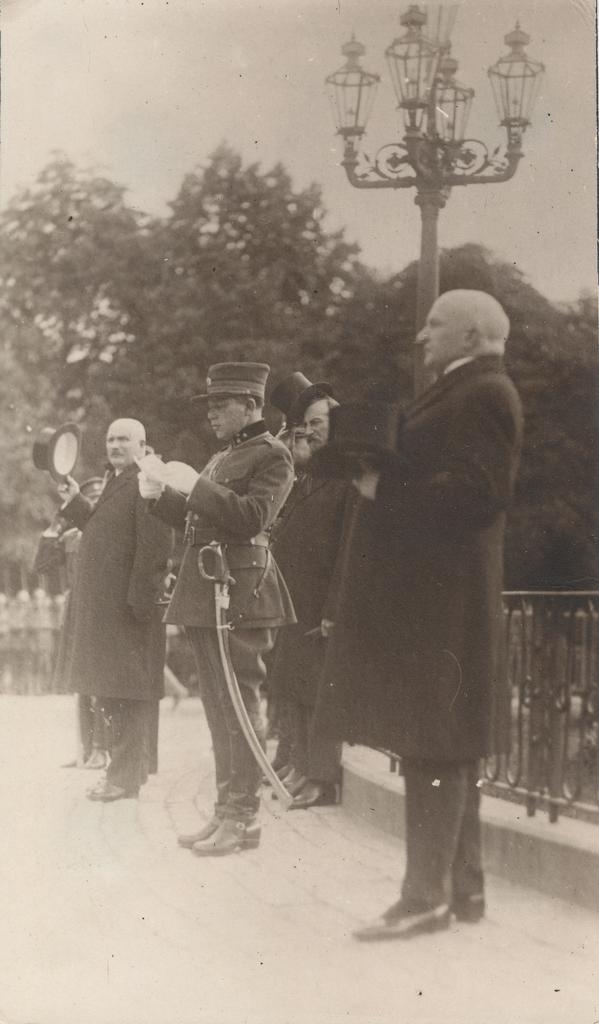foto, Riigivanem Kriederich Karl Akel, Jaan Tõnisson, kolonel Jaan Rink.