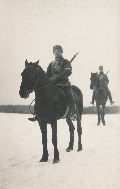 Soomusrongi sõdurid.