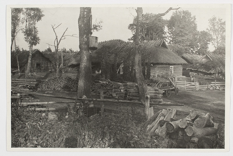 A residential building in Ruhnu in 1932. Ruhnu khk, Ruhnu island