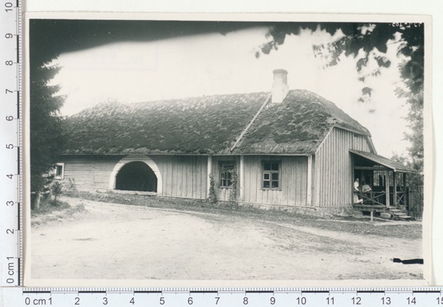 Elumaja endises viinaaidas Kärde mõisas, 1921