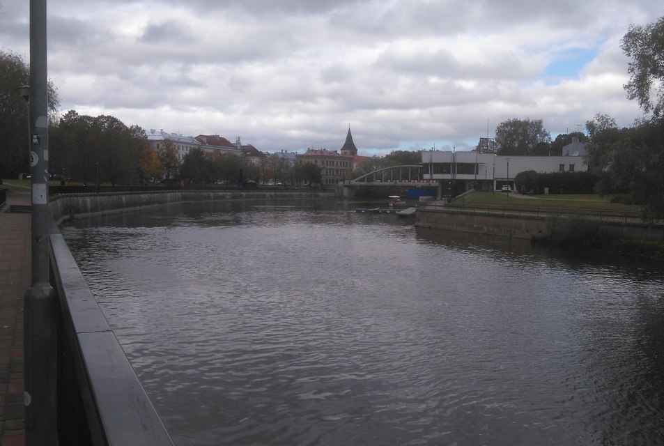 Tartu. View of the Emajõele towards the Kivisilla rephoto