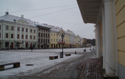 Tartu linnavaade. Suurturg (Raekoja plats). 19. sajandi lõpus. rephoto