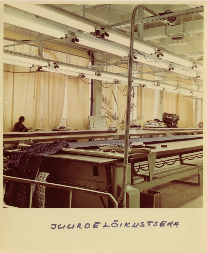 Tartu õmblusvabriku Sangar interjöörivaated, söökla, saali ja tsehhivaated