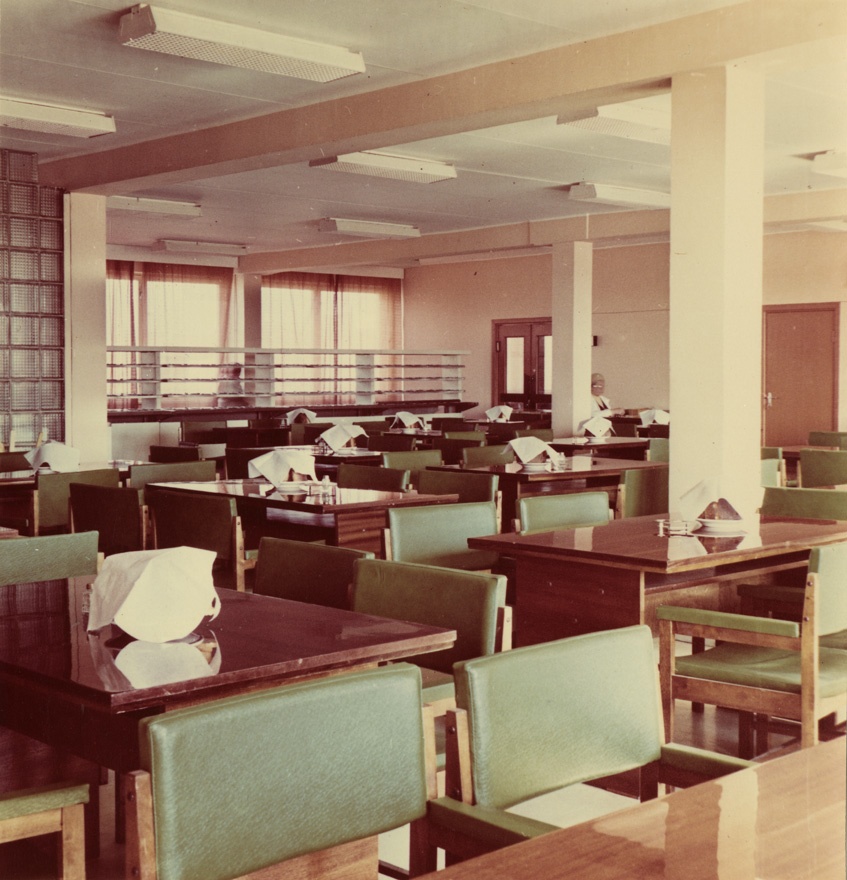 Tartu õmblusvabriku Sangar interjöörivaated, söökla, saali ja tsehhivaated