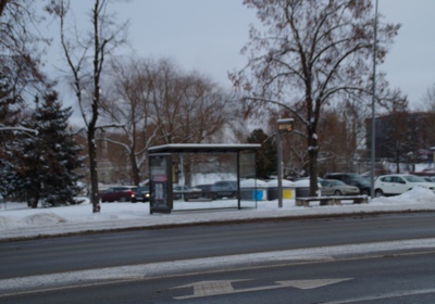 Tartu vabatahtlik tuletõrjeühing: rivistus pritsimaja ees.  Autol kiri L. V. T.  II div. I komp. Tartu, 1942-1944. rephoto