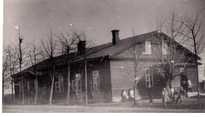 Porskovo e Vaikla koolimaja  similar photo