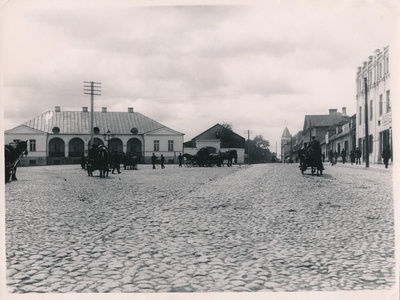 Tartu linnavaade. Hobupostijaam Riia tn. 1930ndatel.  duplicate photo