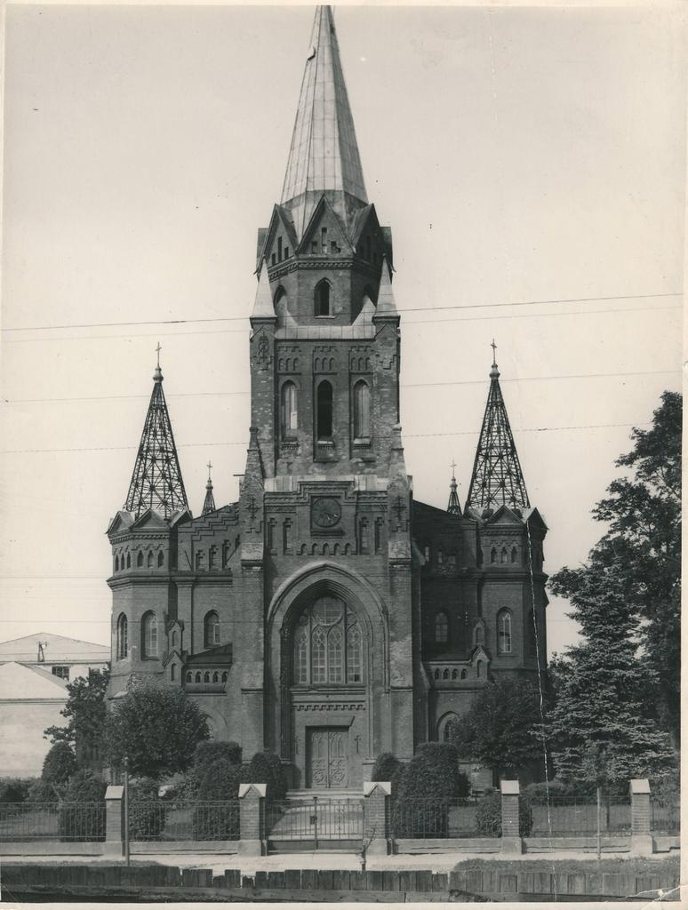 Tartu linnavaade. Peetri kirik, Puiestee tn. 20. sajandi algus.