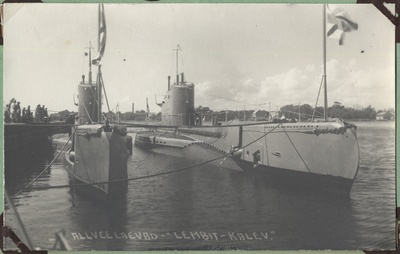 Allveelaevad "Lembit" ja "Kalev" Pärnu sadamas  duplicate photo